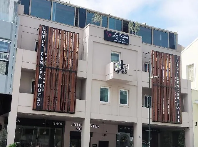 Hotel E