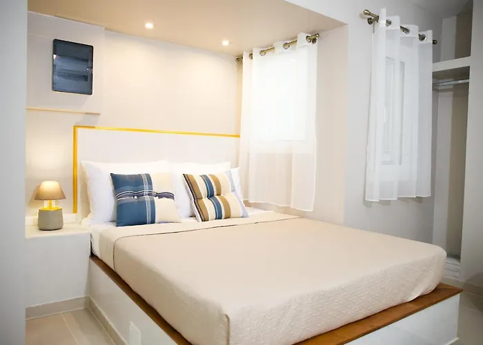 Praxitelis Luxury Apartments